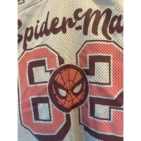 Marvel Spider-Man 62 Graphic Mesh Jersey T-Shirt M Maroon & White NWT RARE - Picture 3 of 6
